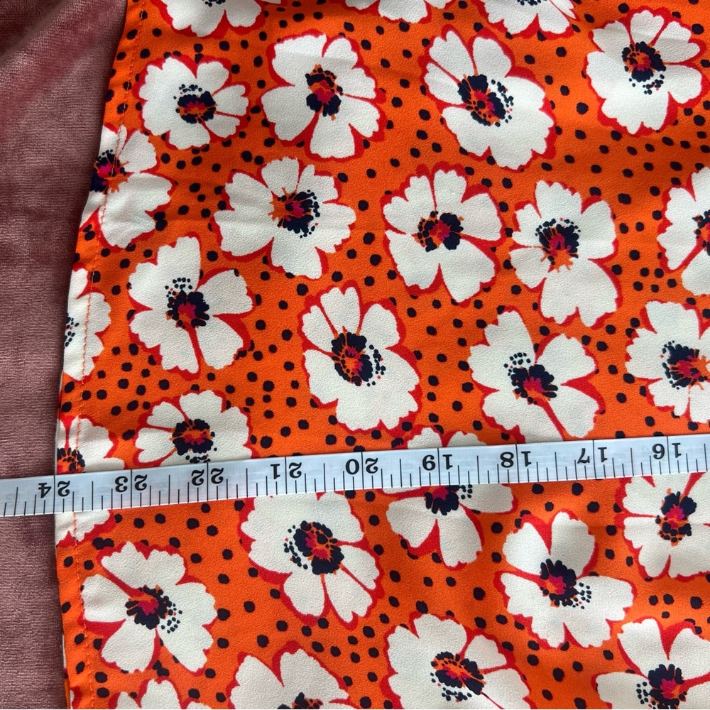LOFT Floral Ruffle Blouse - Orange and White / Size Medium Petite - Picture 12 of 12